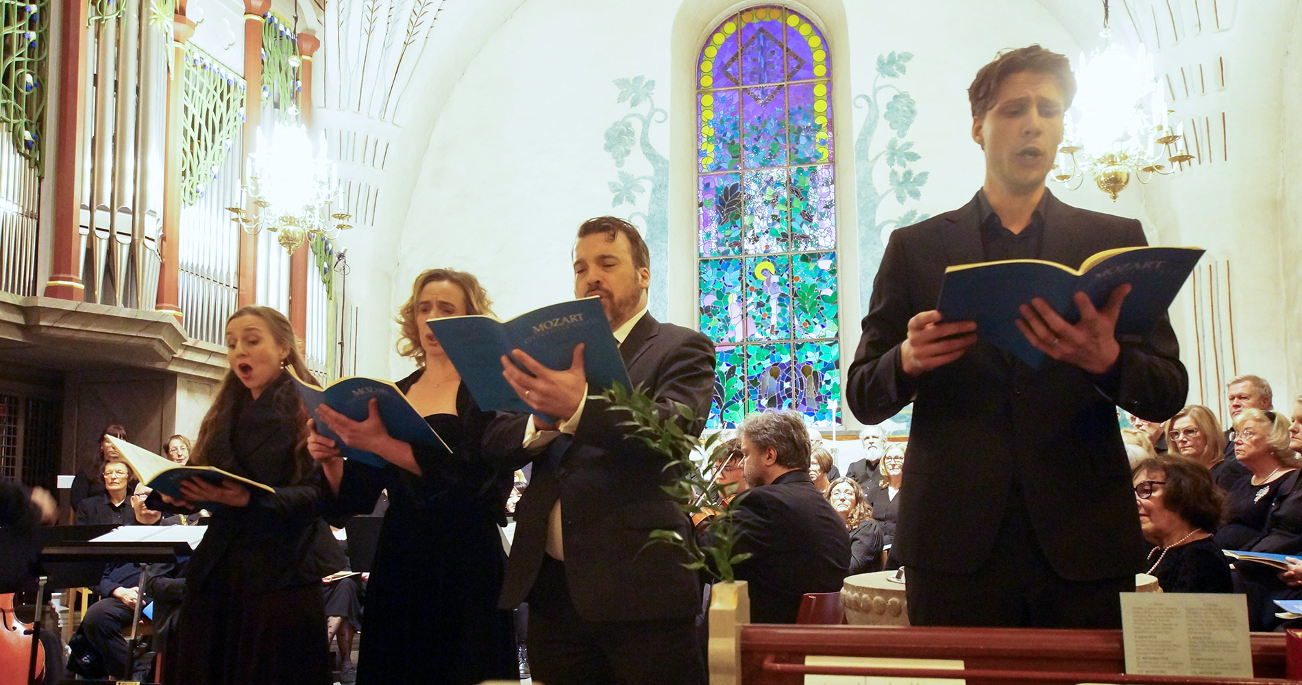 St. John’s Passion by J.S. Bach Choir singer (alto) with “I Barocchisti”, conducted by Diego Fasolis